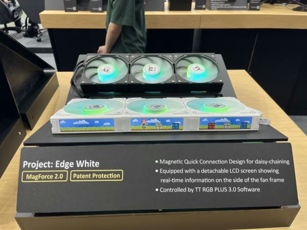 Thermaltake показала кулер для жидкого охлаждения с четырьмя экранами